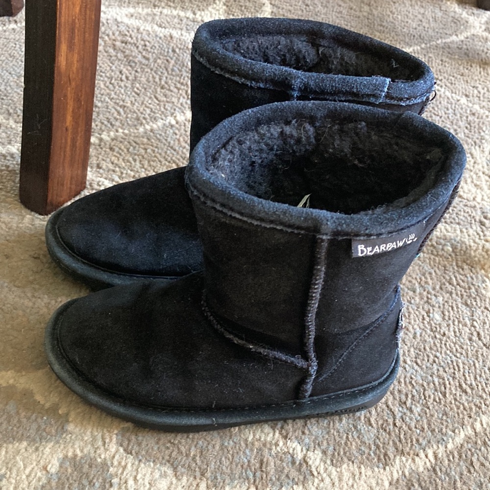 EUC Bear Paw Toddler size 11 Black boots